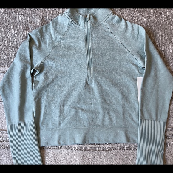 Lululemon Rest Less 1/2 zip size 6 NWOT - Picture 2 of 4